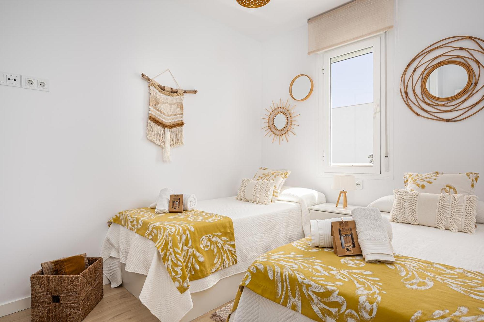 Apartment Casa La Playa-conil Vacaciones De Lujo En Conil Con Todas Comodidades Netflix-hbo-disney-canales De Futbol-wifi Alta Velocidad-smart Tv 65